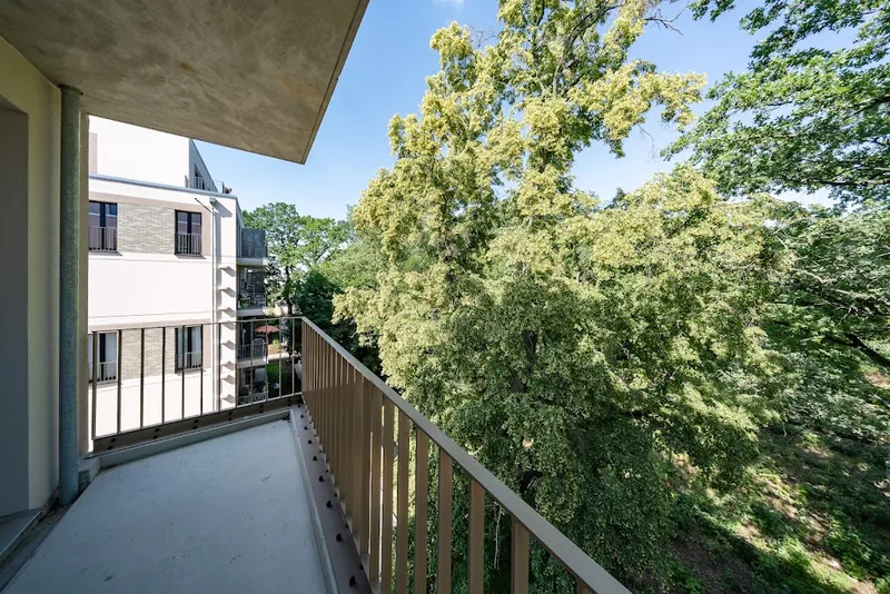 Neubauwohnung im Erstbezug mit zwei Bädern und Blick in den zukünftigen Park — photo 1